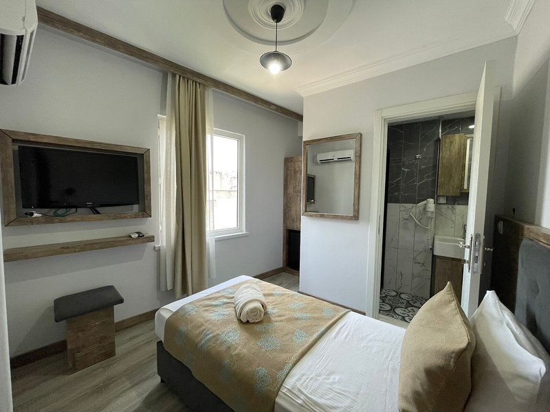 Seven City Hotel 46