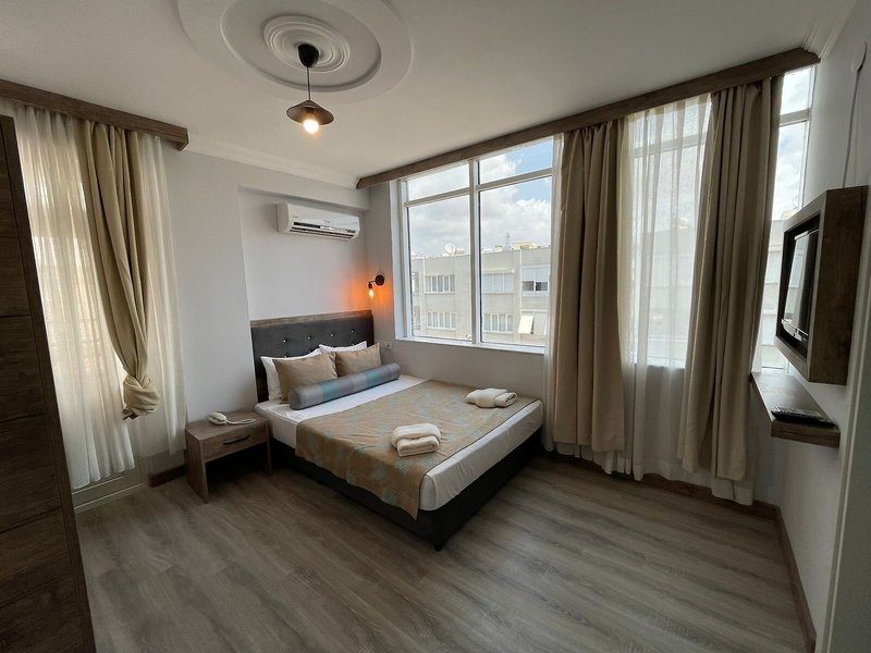 Seven City Hotel 50