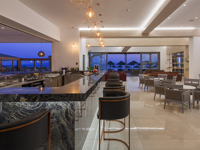 Avra Beach Resort Hotel & Bungalows 11