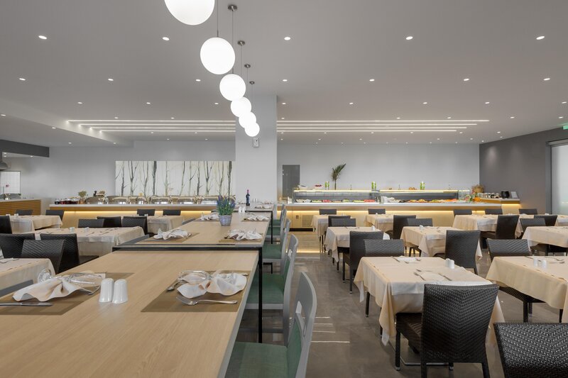 Avra Beach Resort Hotel & Bungalows 56