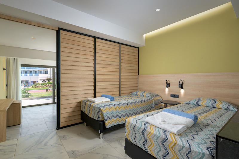 Avra Beach Resort Hotel & Bungalows 77