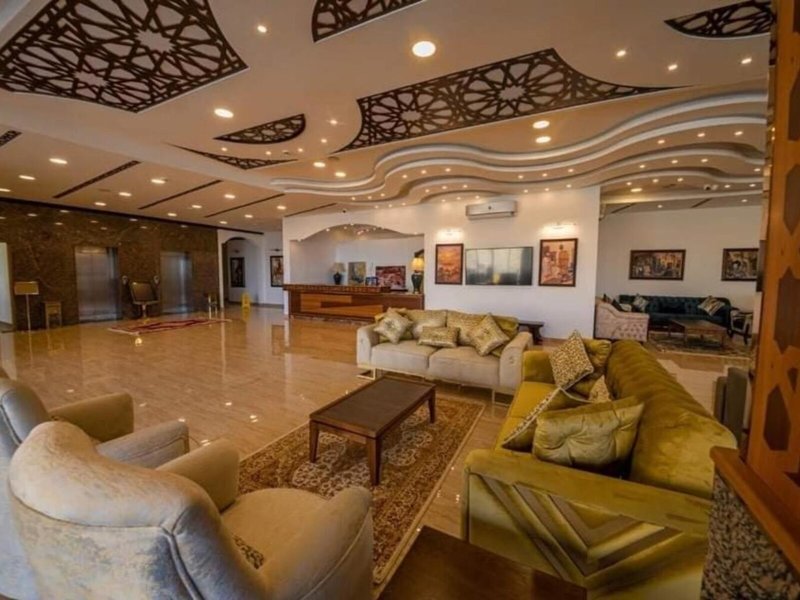 Petra Canyon Hotel 5