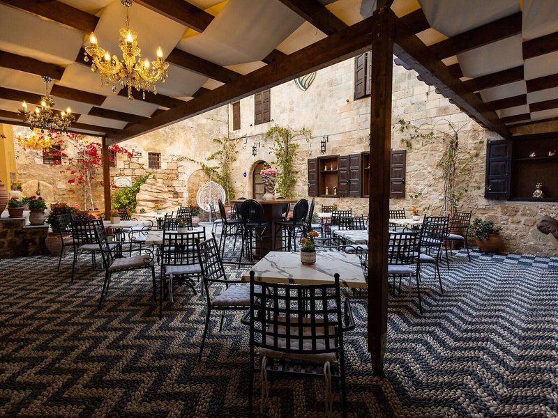 April Medieval Hotel 7