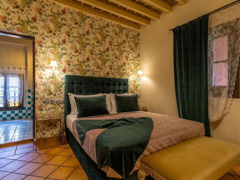 April Medieval Hotel 13