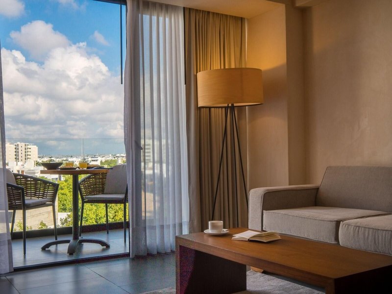 Hive Cancun 36