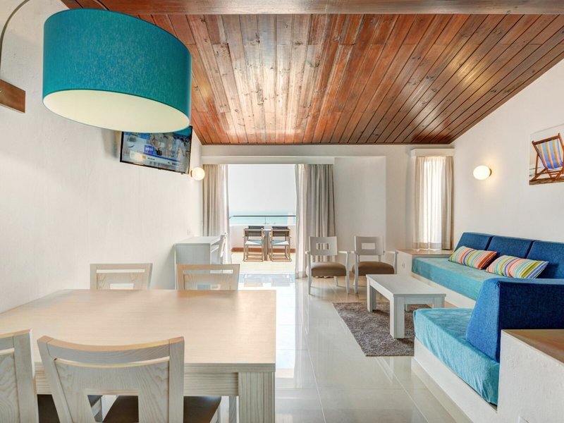 3HB Golden Beach 21