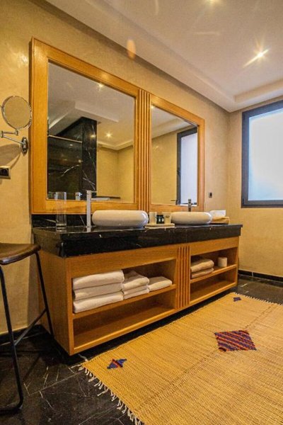 Sumahan Suites & Spa 38