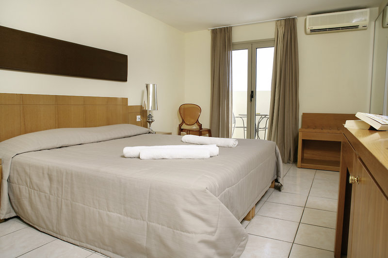 Golden Beach Hotel 10