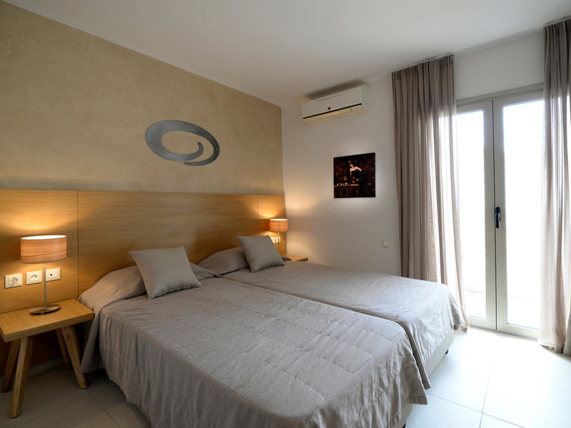 Golden Beach Chersonissos 40 - Room Example