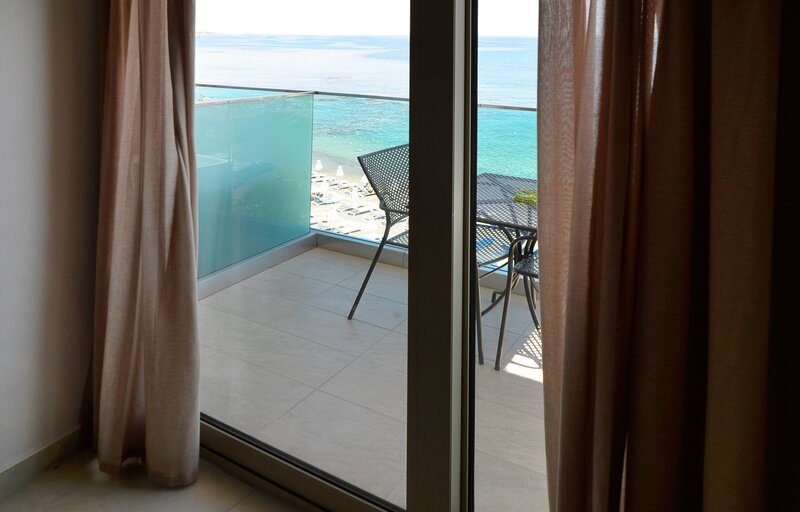 Golden Beach Hotel 16