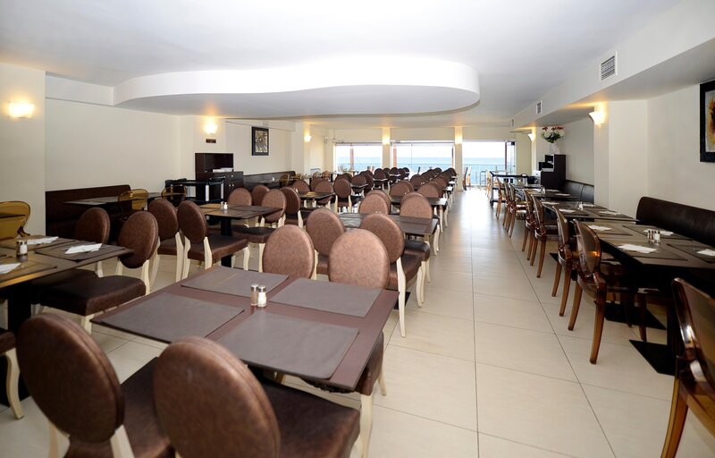 Golden Beach Hotel 24