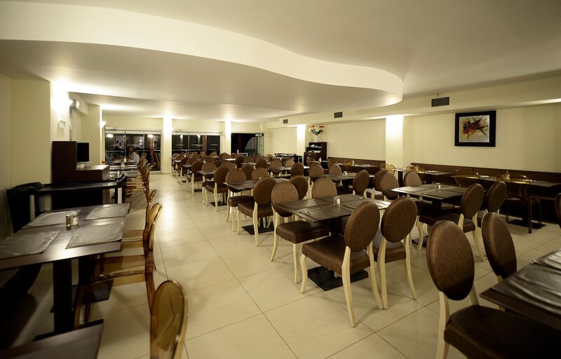 Golden Beach Hotel 51