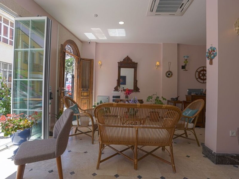 Ata Çesme Otel 17