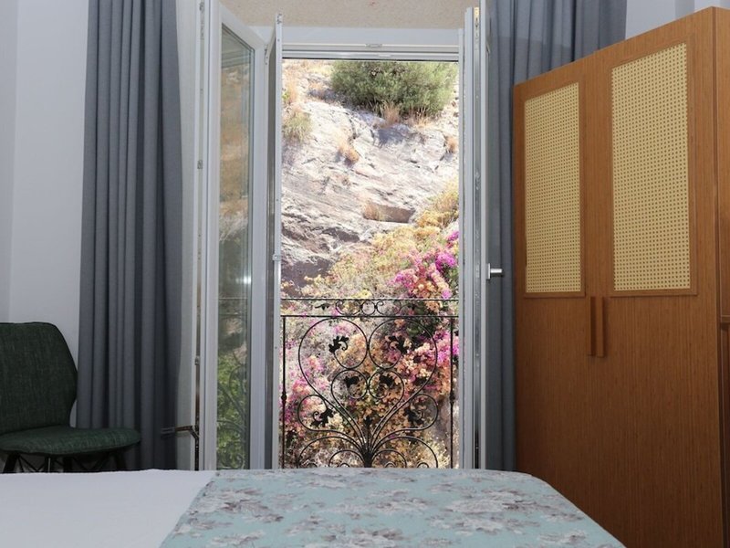 Ata Çesme Otel 21