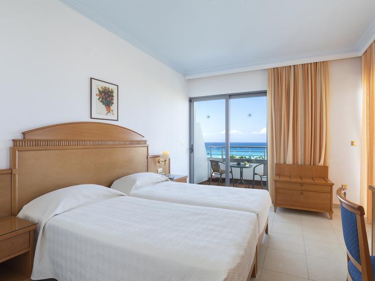 Blue Horizon 5 - Room Example