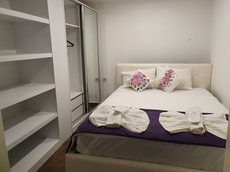 Leyla Suite 11
