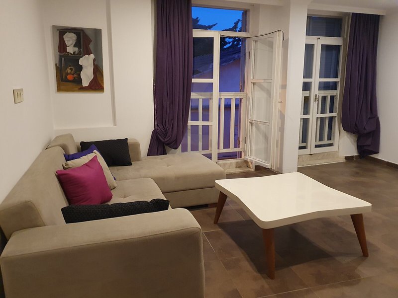 Leyla Suite 27