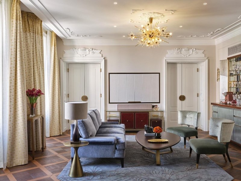 Rosewood Vienna 6