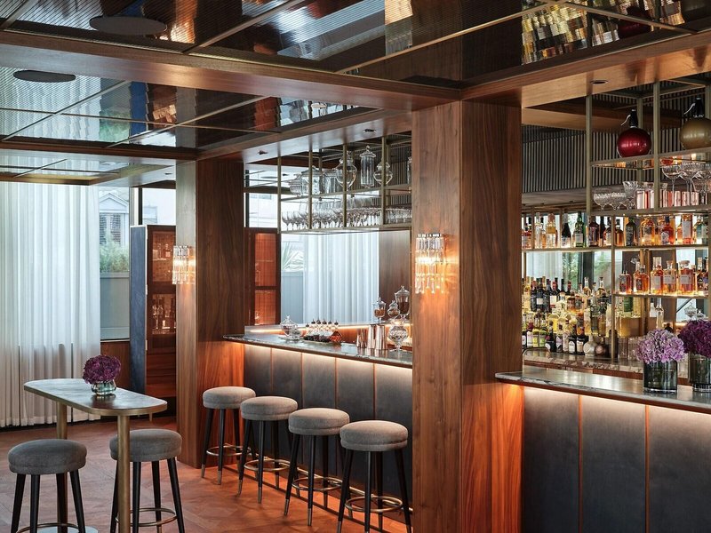 Rosewood Vienna 16