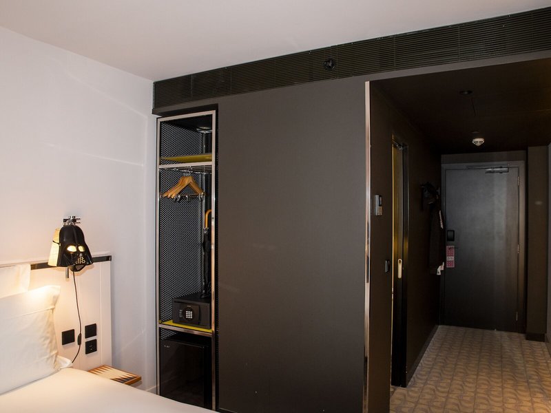 Mama Shelter Lisboa 21 - Room Example