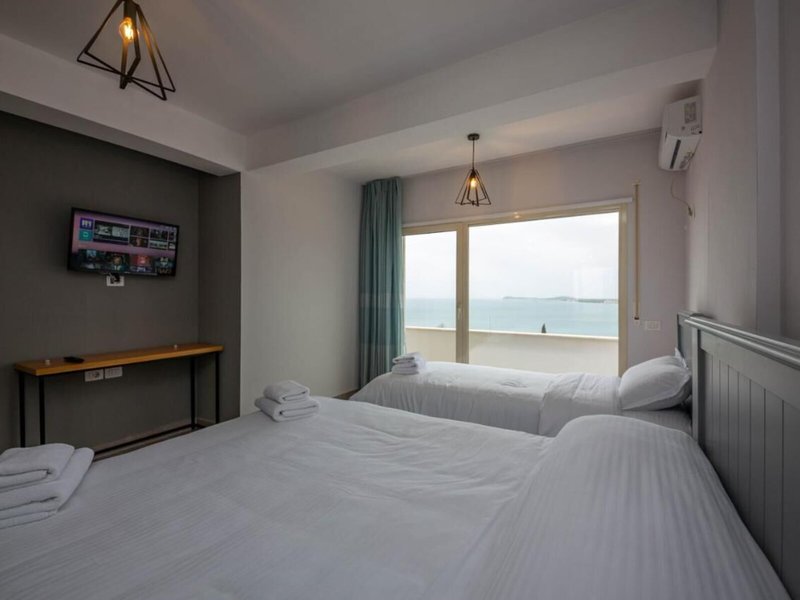 Aerial Hotel 13