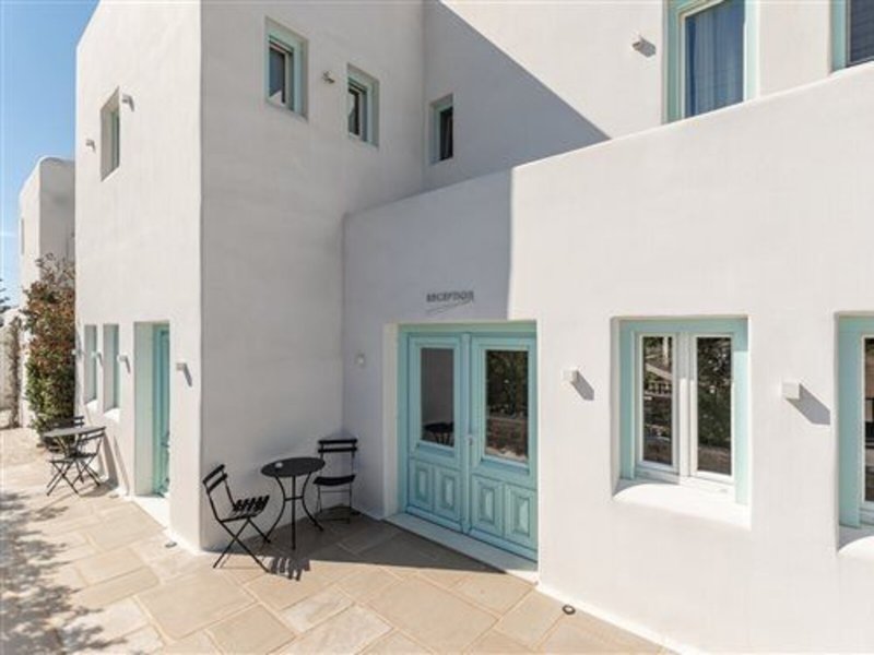 Majo Suites Hotel 3