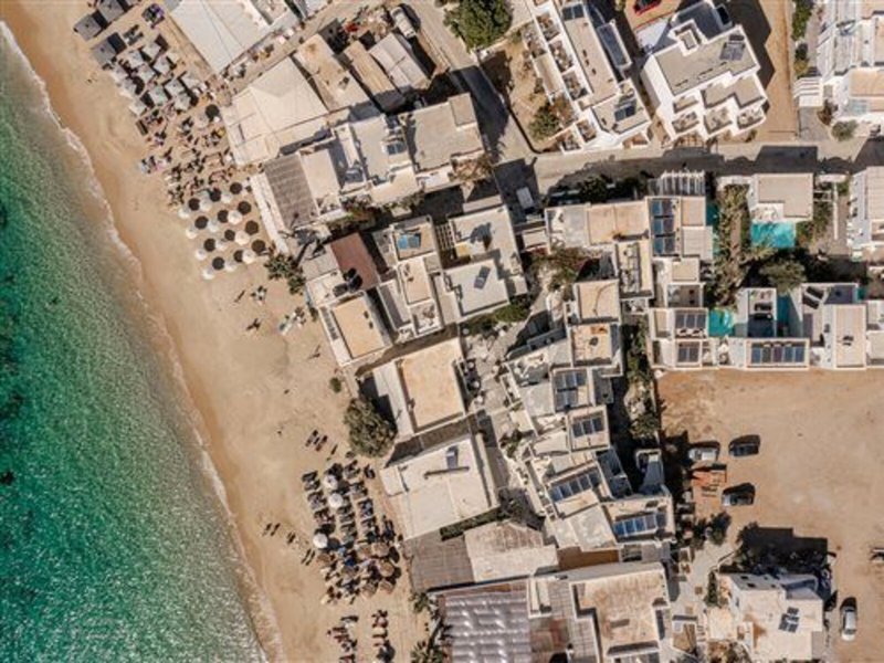 Majo Suites Hotel 11