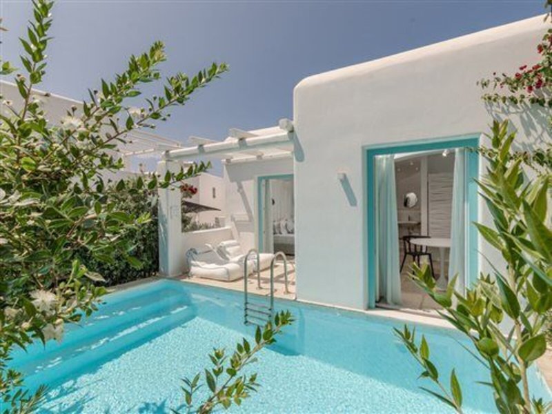 Majo Suites Hotel 13