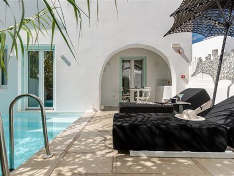 Majo Suites Hotel 19