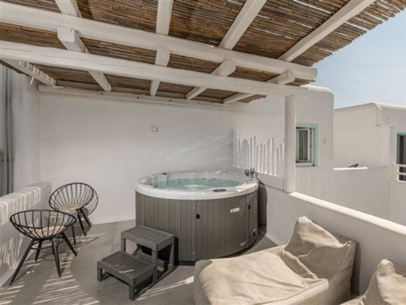 Majo Suites Hotel 20