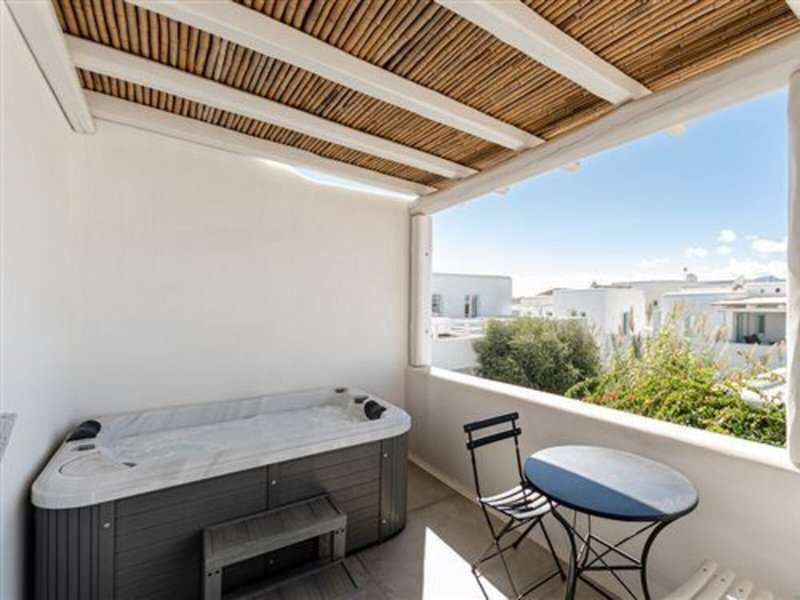 Majo Suites Hotel 21