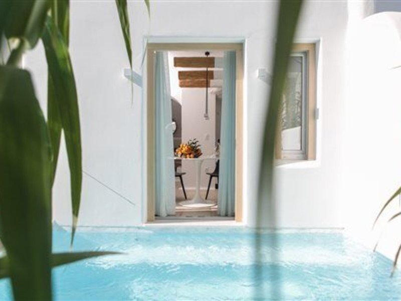 Majo Suites Hotel 24
