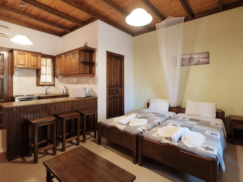 Nikos Pool Apartments - Upper Floor 10