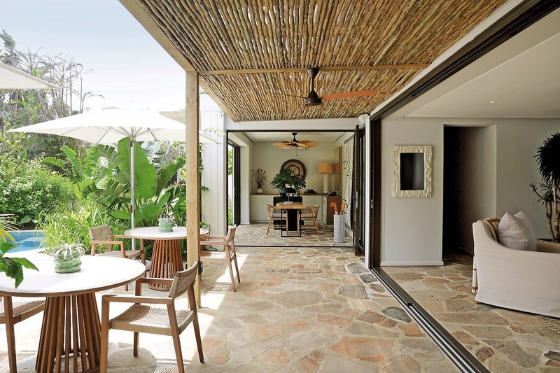 Sala Beach House 3