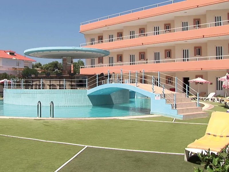 Bayside Hotel Katsaras 17
