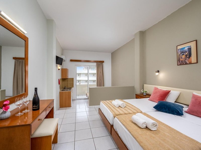 Bayside Hotel Katsaras 37