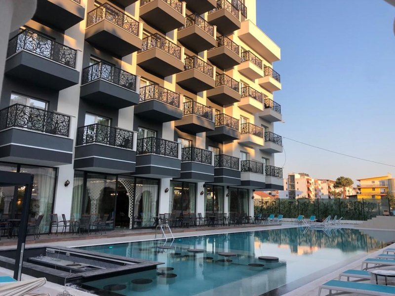 Sunrise Premium Hotel 3