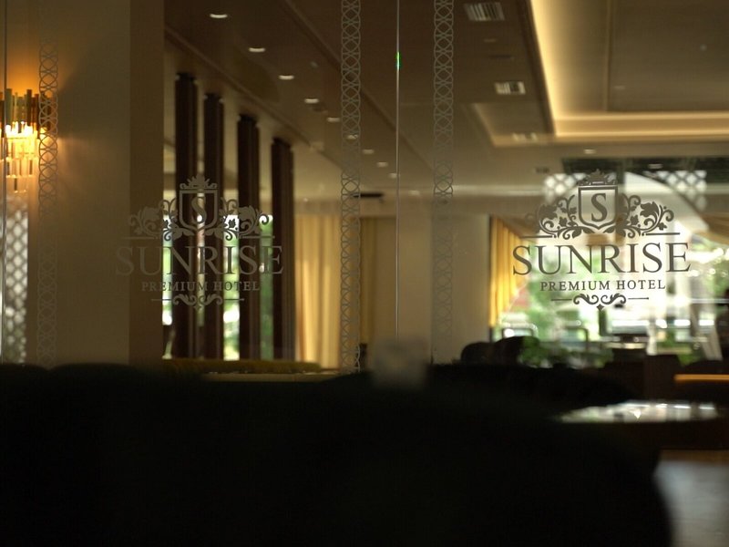 Sunrise Premium Hotel 9