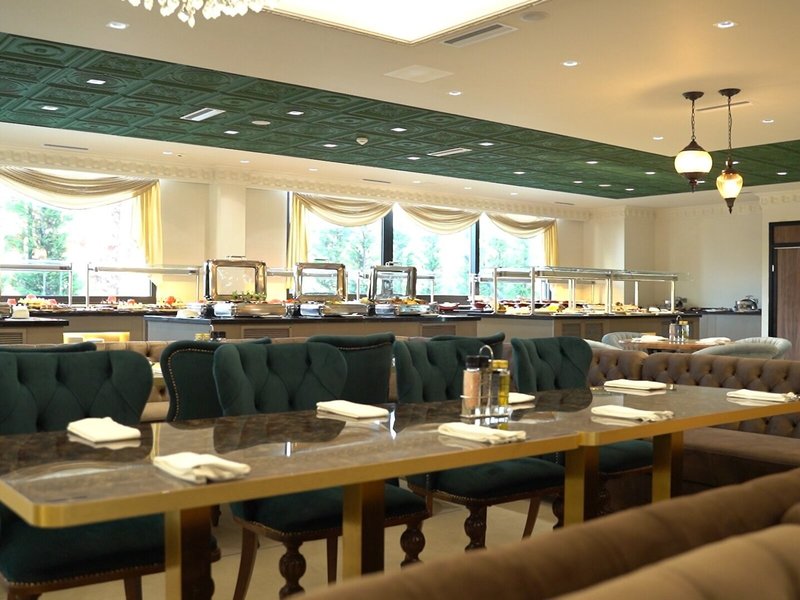 Sunrise Premium Hotel 12