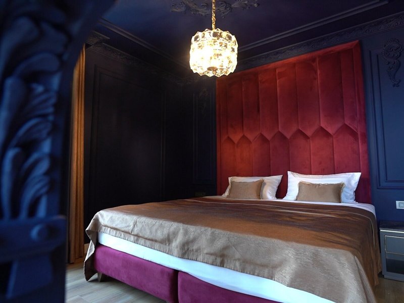 Sunrise Premium Hotel 24