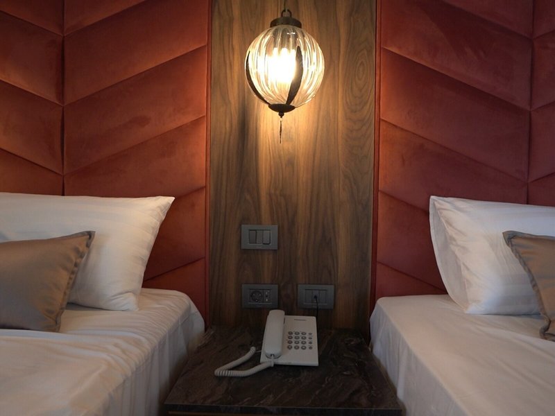 Sunrise Premium Hotel 26