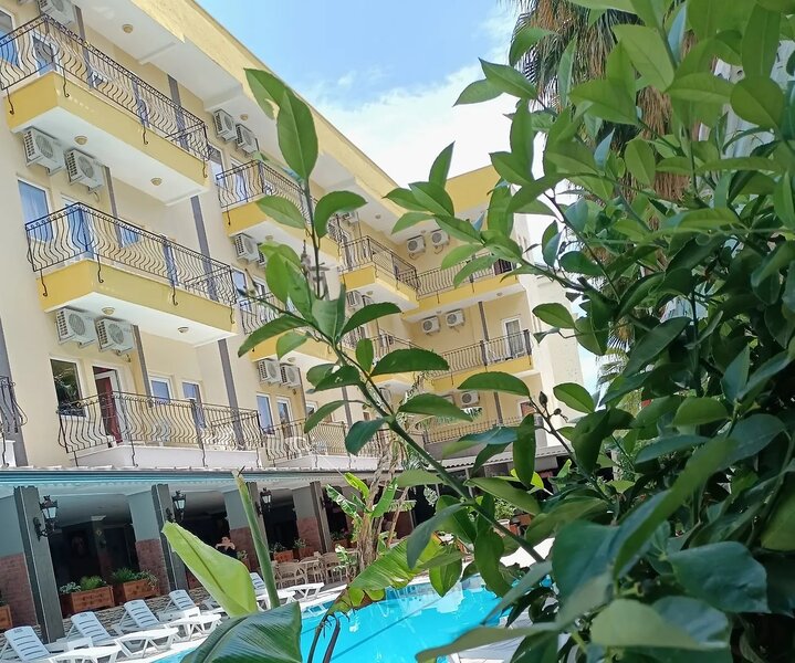 Santana Hotel 3