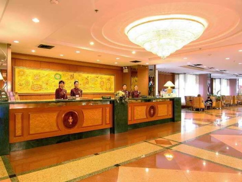 Grand Tower Inn Rama VI 4