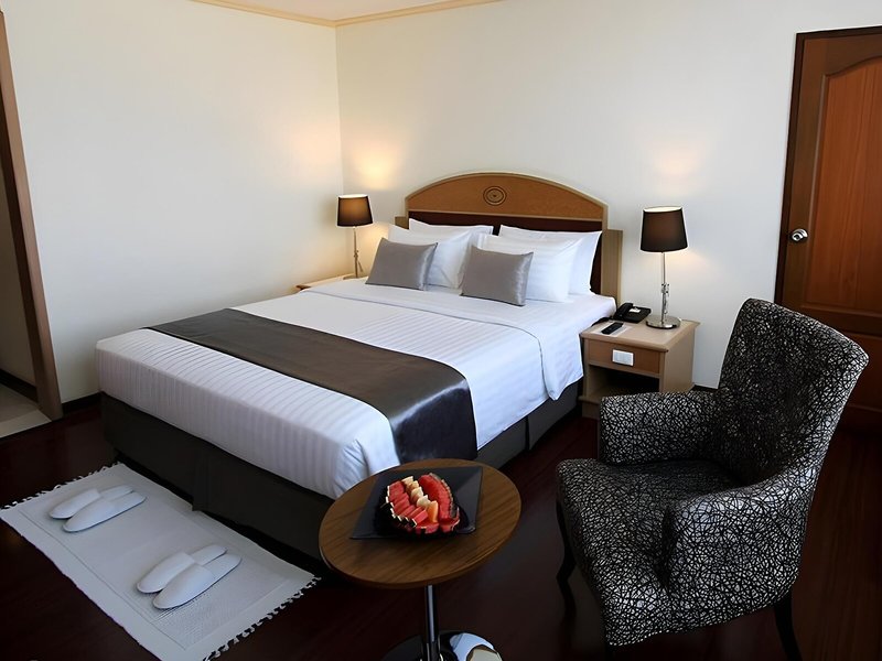 Grand Tower Inn Rama VI 18