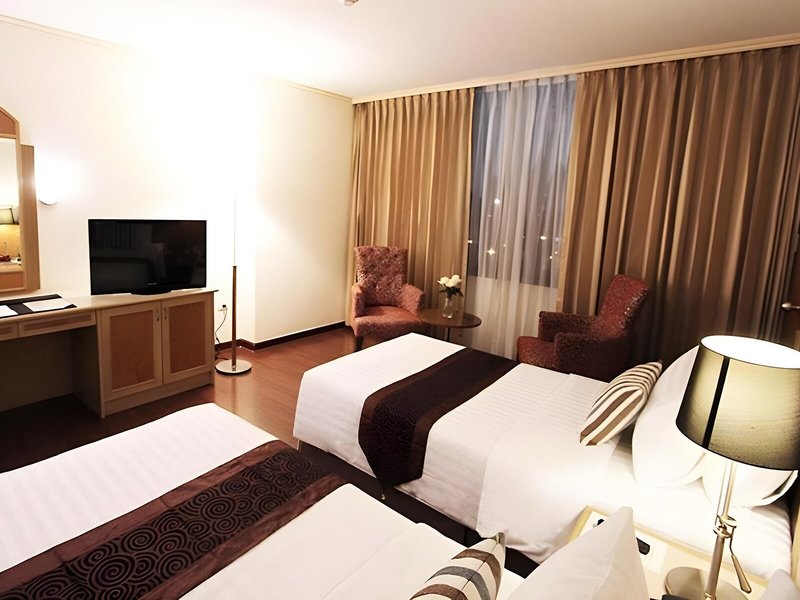Grand Tower Inn Rama VI 19