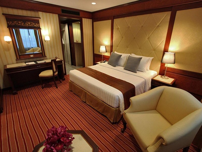 Grand Tower Inn Rama VI 34