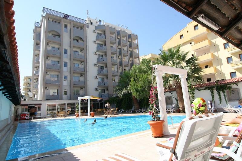 Duqqan Deluxe Hotel 2