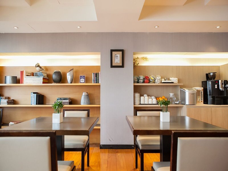 Royal Inn Taipei Nanxi 11