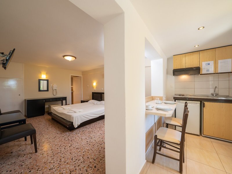 Lorenzo House Apartments 22