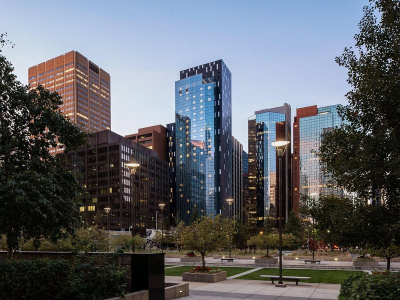 Courtyard By Marriott Calgary Downtown 3